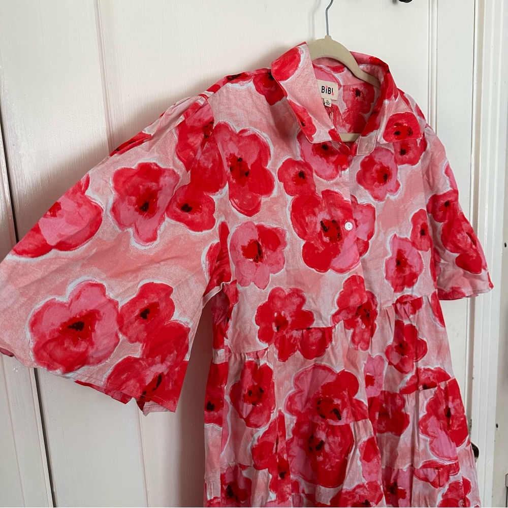 This Bibi Floral Dress has been worn twice, but still in perfect condition.